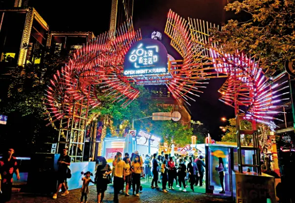 魔都玩乐汇：上海夜游推荐与美食攻略，解锁不夜城的极致狂欢